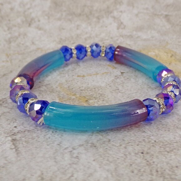 Blue and purple glass bead stretch bracelet with clear crystal spacer beads - Picture 5 of 5